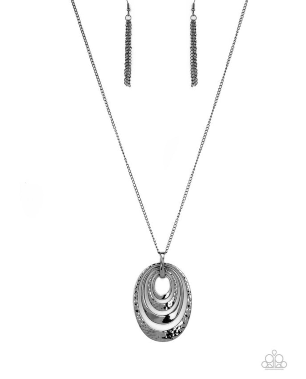 Paparazzi Renegade Ripples- Black