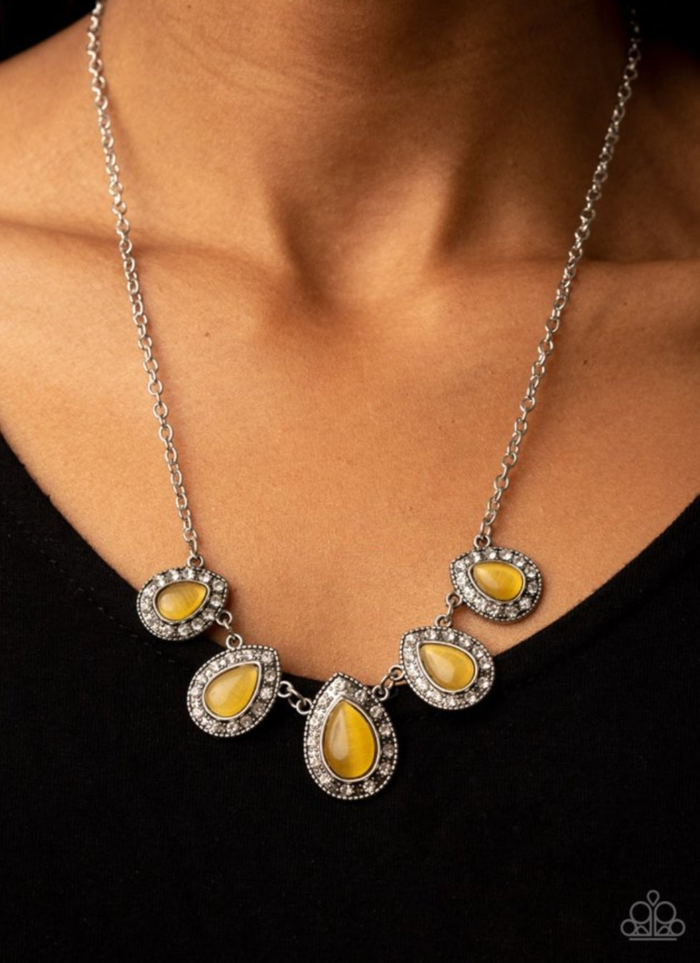 Paparazzi Everlasting Enchantment- Yellow