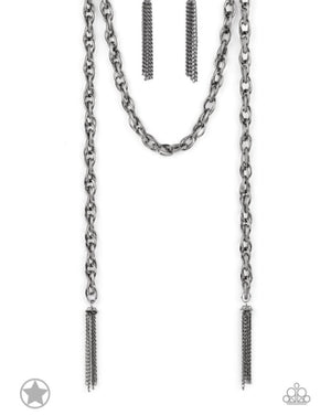 Paparazzi SCARFed for Attention - Gunmetal