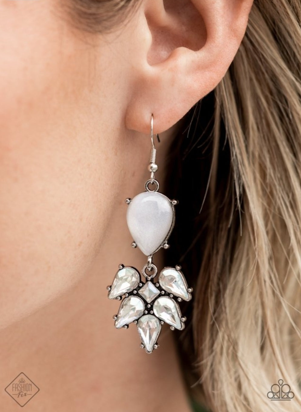 Paparazzi Ethereal Effervescence- White