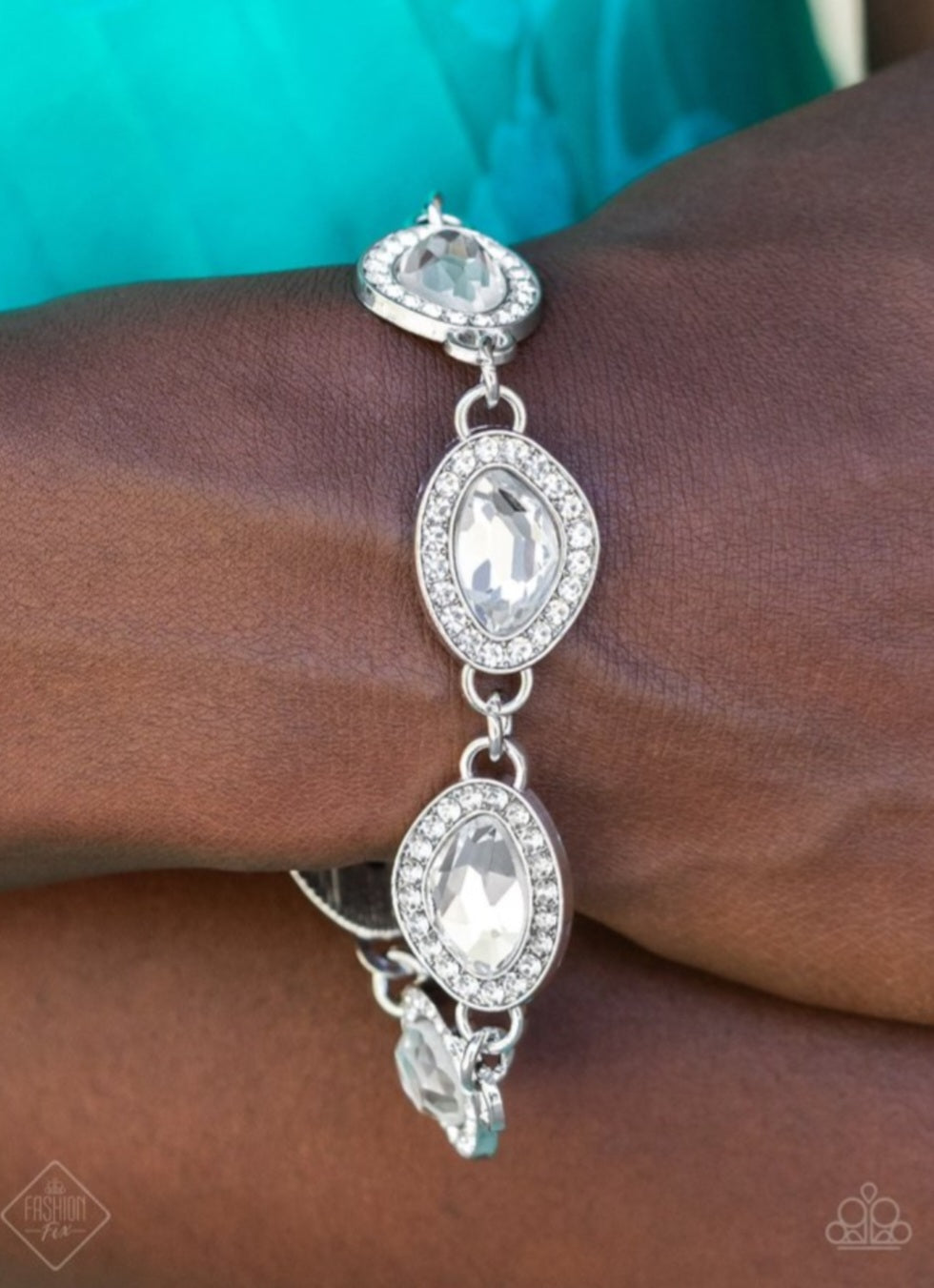 Paparazzi Next-Level Sparkle- White