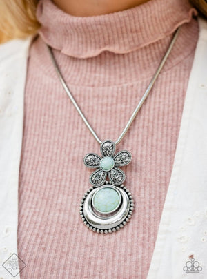 Paparazzi Bohemian Blossom - Blue